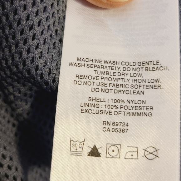 Columbia | Women's Gray/Blue Omni-Shade Hiking Shorts (Size XL or 8L) - Picture 4 of 14